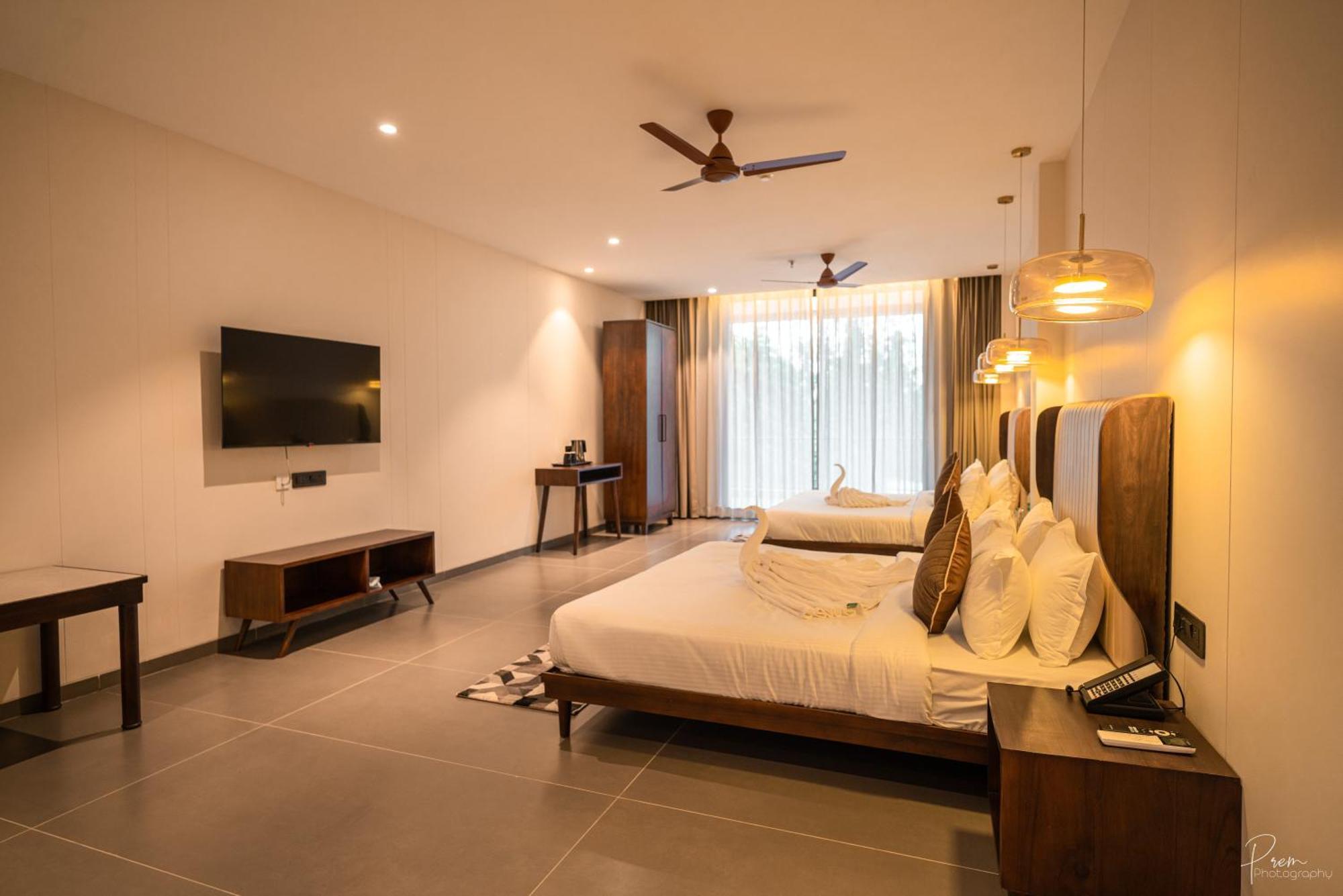 Hotel Omaya Garden Raipur  Exterior photo