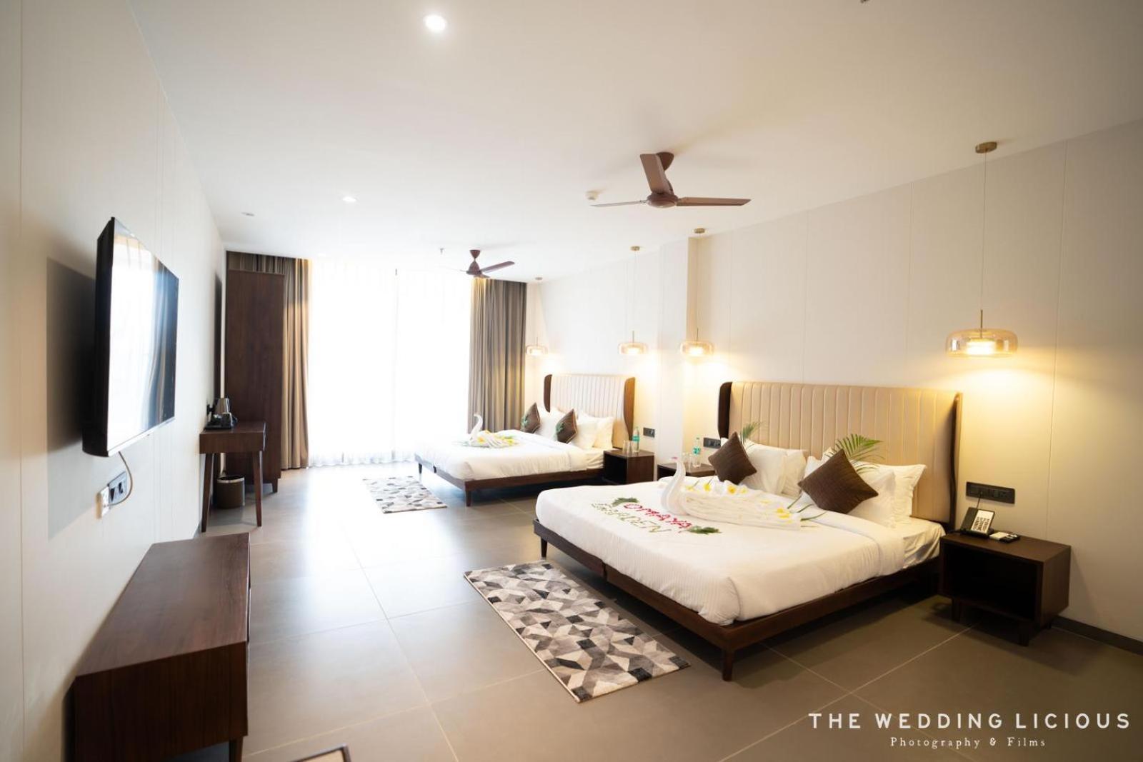 Hotel Omaya Garden Raipur  Exterior photo
