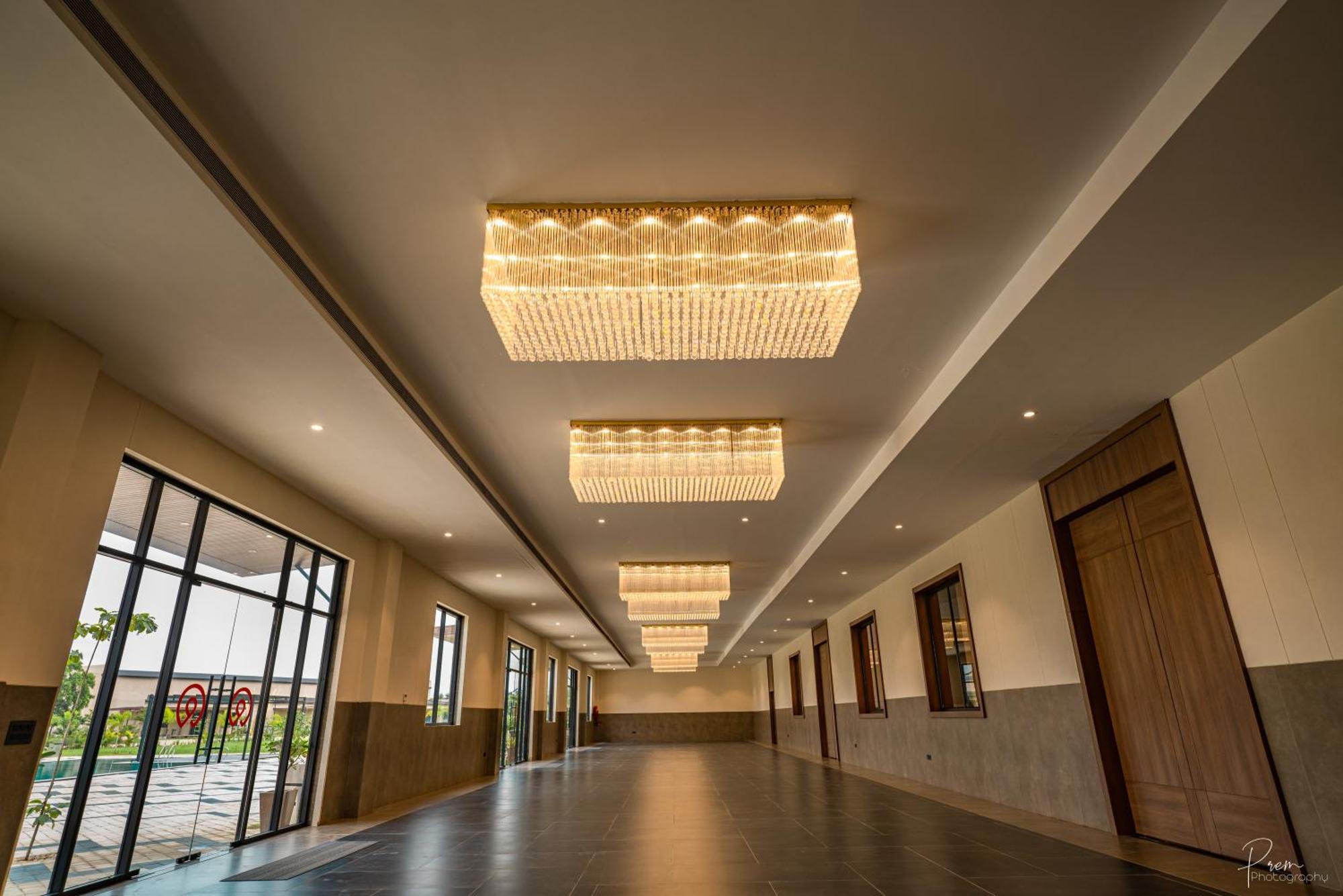 Hotel Omaya Garden Raipur  Exterior photo