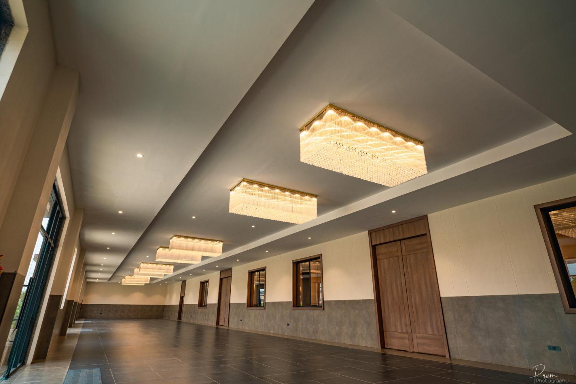 Hotel Omaya Garden Raipur  Exterior photo