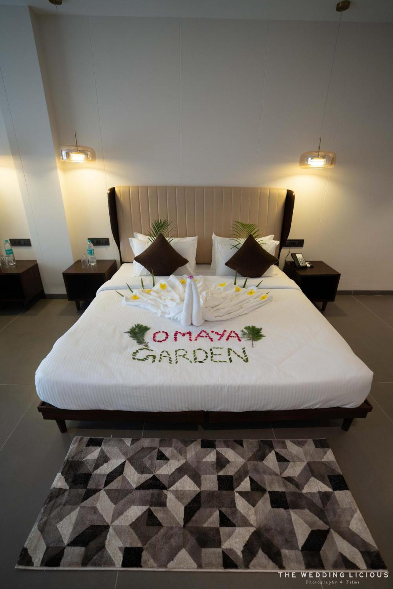 Hotel Omaya Garden Raipur  Exterior photo